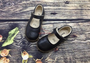 Giày búp bê