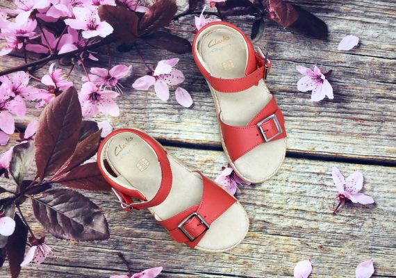 Giày Sandal Bé Gái - Đỏ